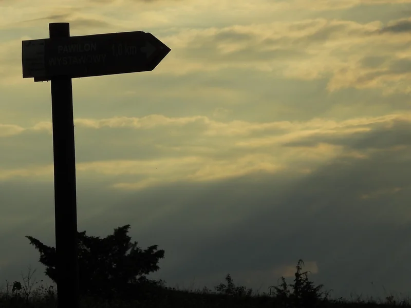Les erreurs courantes sur les panneaux d'information touristique